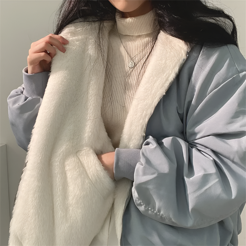 Gracefully Styled Jacket for Any Occasion
