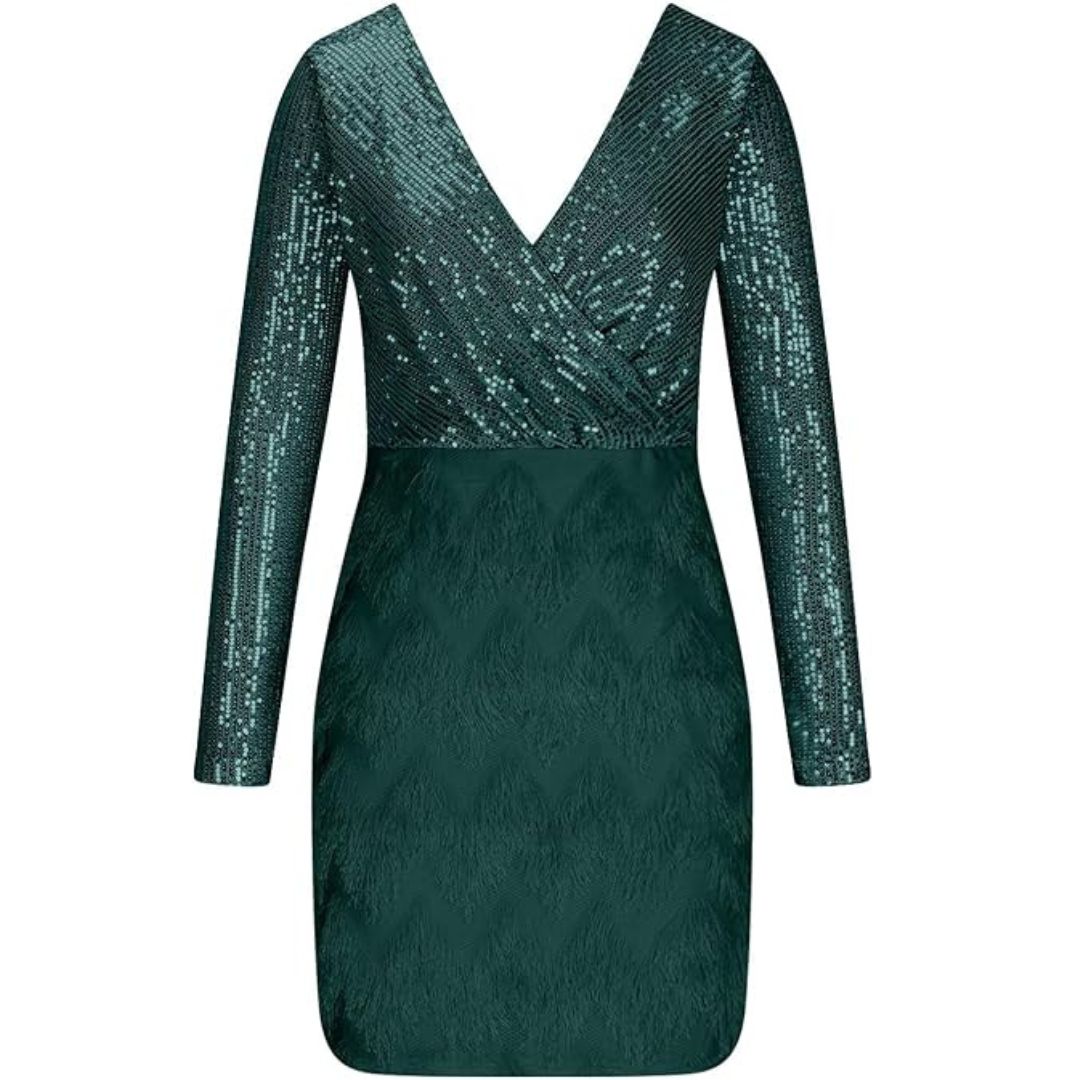 Beautifully Finished Dress in a Timeless Design