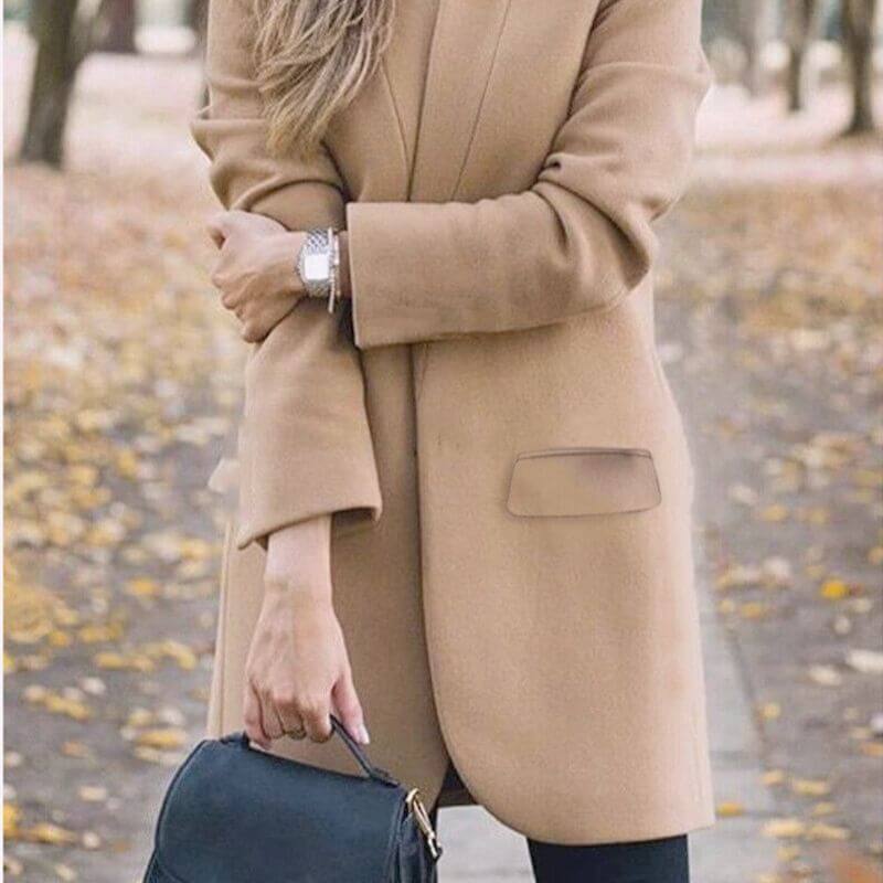 Gracefully Styled Jacket for Any Occasion