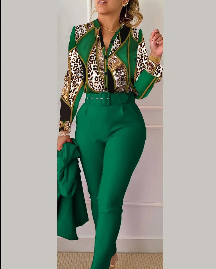 Effortlessly Elegant Garment with a Timeless Design