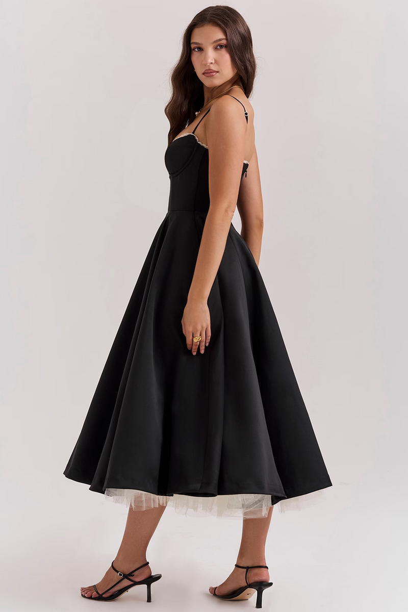 Sophisticated Dress with a Clean Classic Look