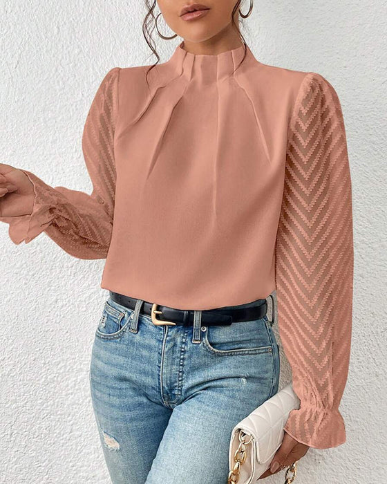 Effortlessly Elegant Shirt with a Timeless Design