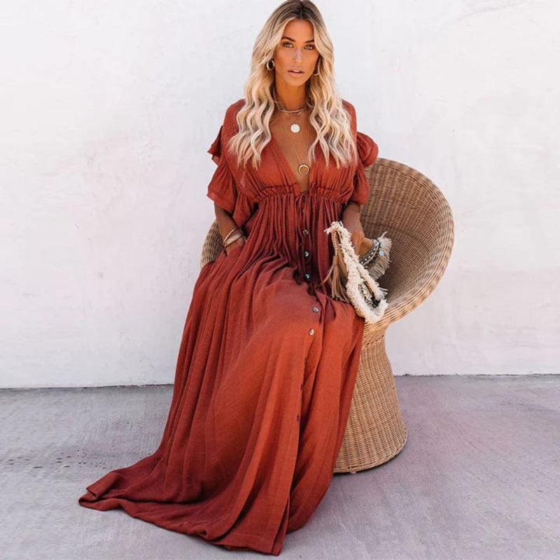 Beautifully Finished Dress in a Timeless Design