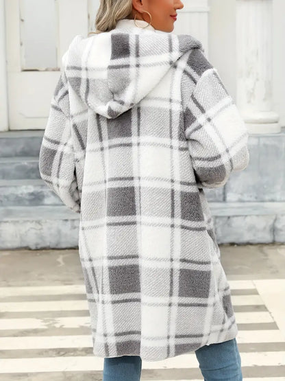 Beautifully Crafted Cardigan in a Classic Style