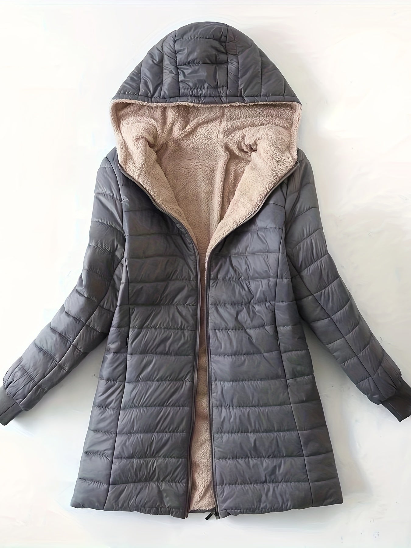 Effortlessly Elegant Coat with a Timeless Design