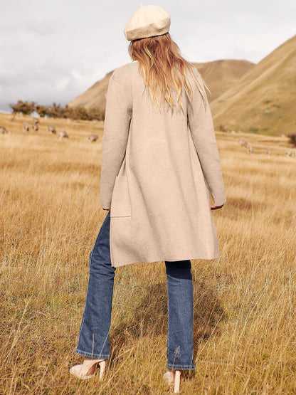 Well Tailored Jacket with a Graceful Silhouette