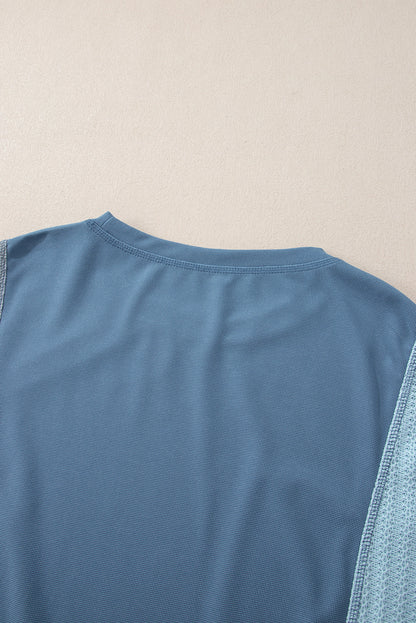 Well Tailored Top with a Graceful Silhouette