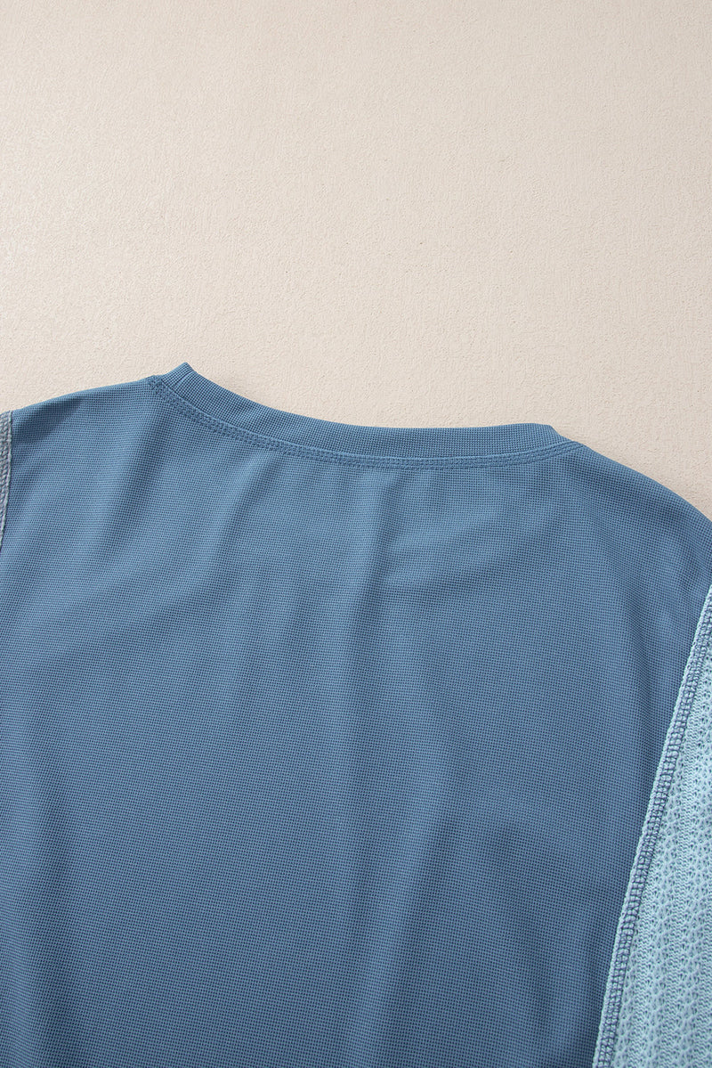 Well Tailored Top with a Graceful Silhouette