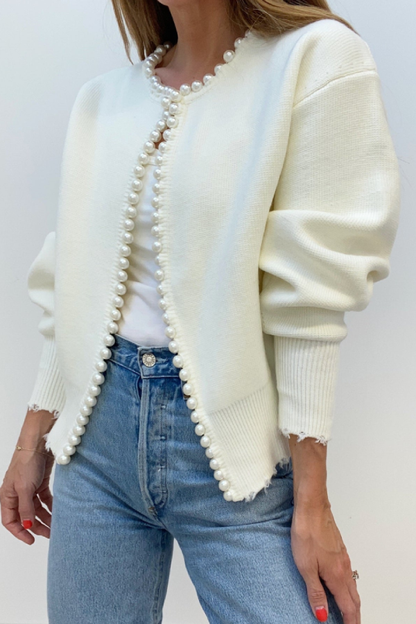 Gracefully Styled Cardigan for Any Occasion