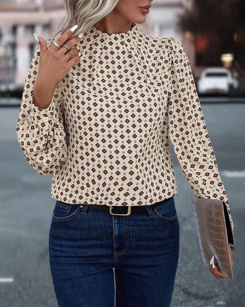 Polished Blouse with an Effortless Classic Look