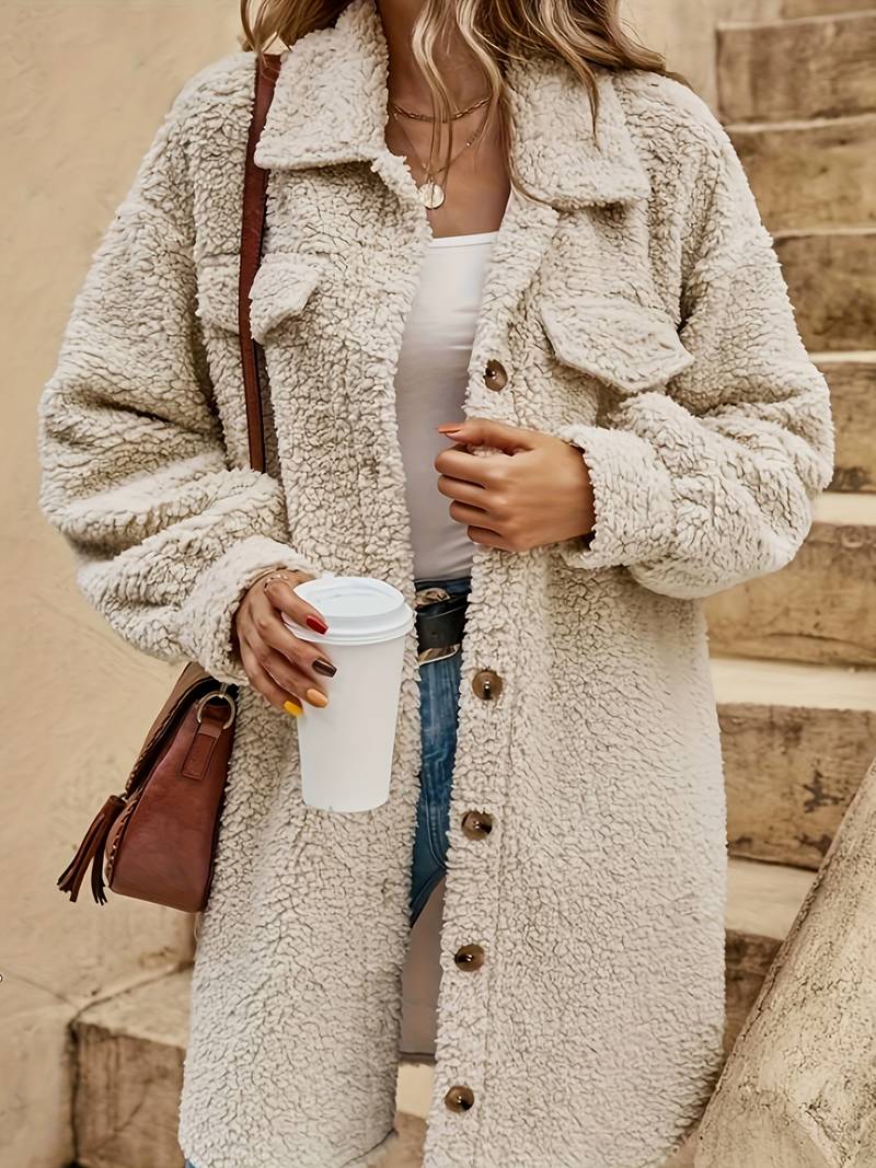 Classic Vintage & Enduringly Stylish Coat