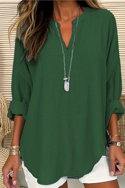 Classic Vintage Blouse with a Flattering Fit
