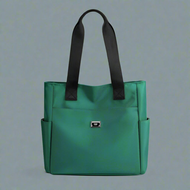 Sophisticated Bag with a Clean Classic Look