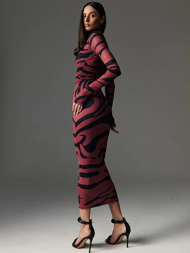Classic Vintage & Enduringly Stylish Dress