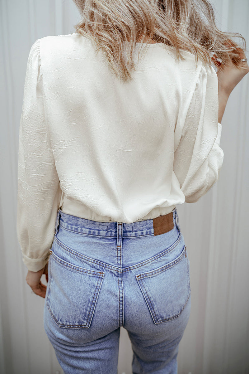 Elegantly Styled Blouse for Everyday Wear