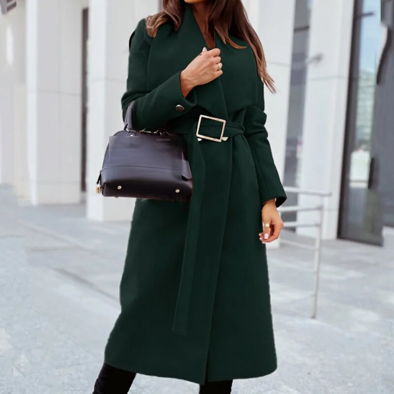 Gracefully Styled Coat for Any Occasion