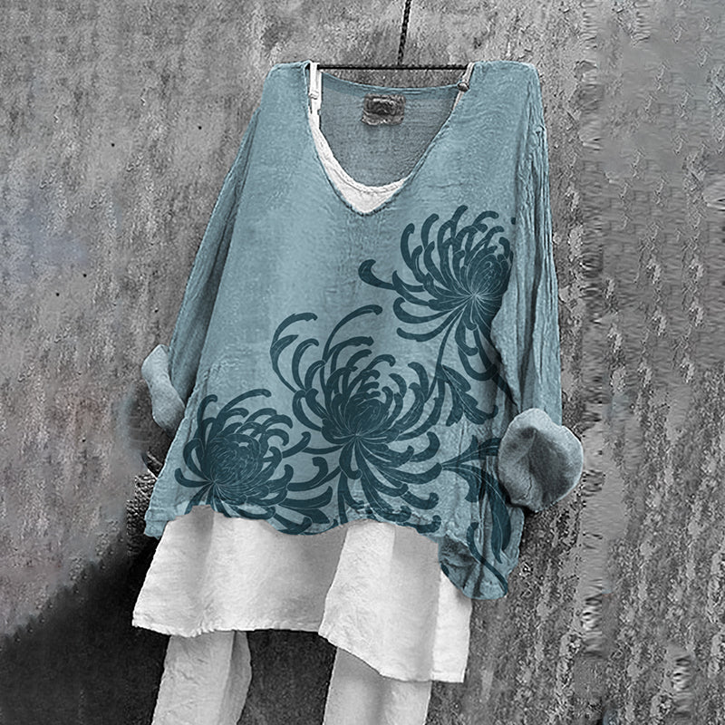 Women's Japanese Chrysanthemum Art V-neck Linen Blend T-shirt artswardrobe