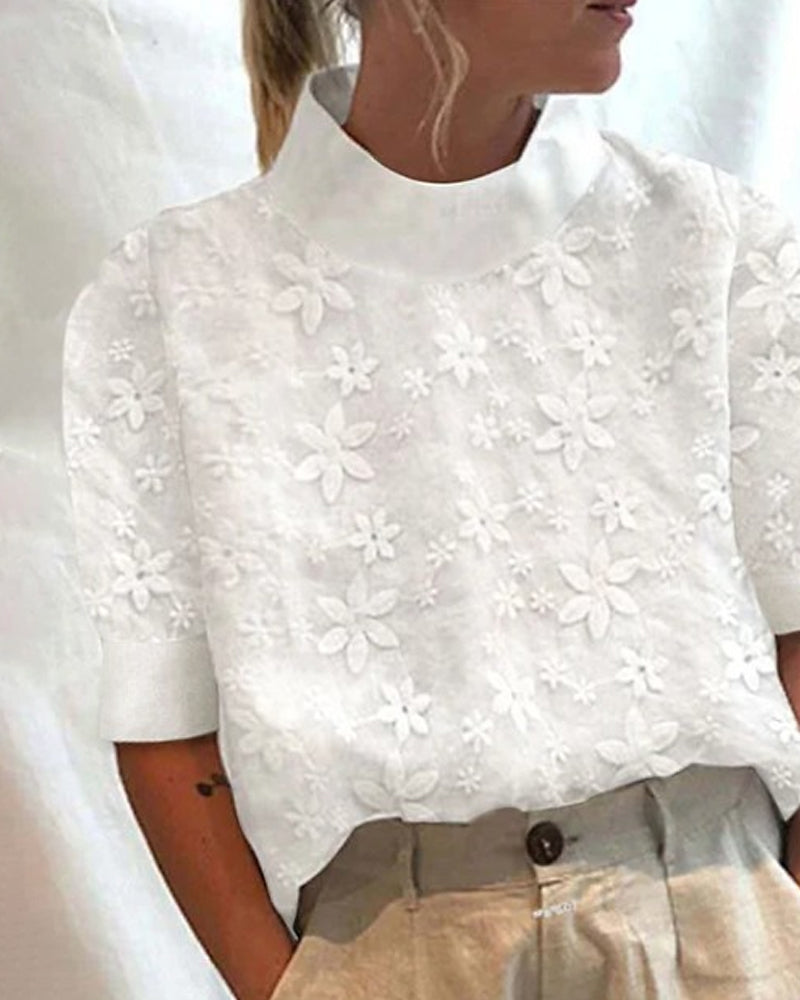 Classic Vintage Blouse with a Flattering Fit
