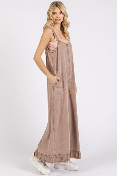 Gracefully Styled Garment for Any Occasion