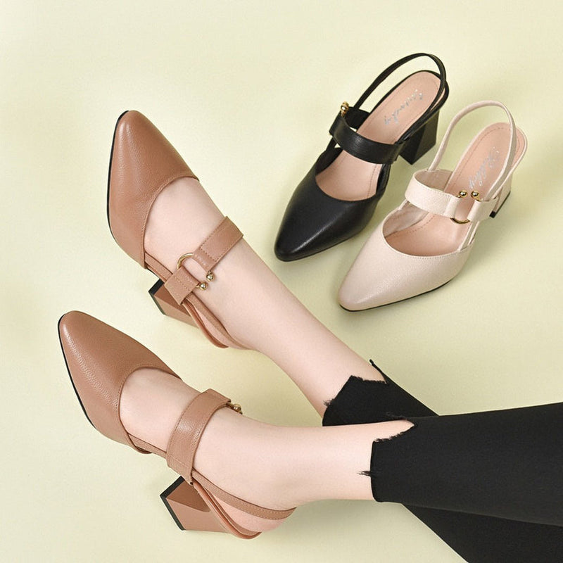Gracefully Styled Garment for Any Occasion