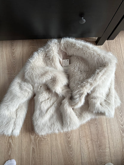 Polished Coat with an Effortless Classic Look
