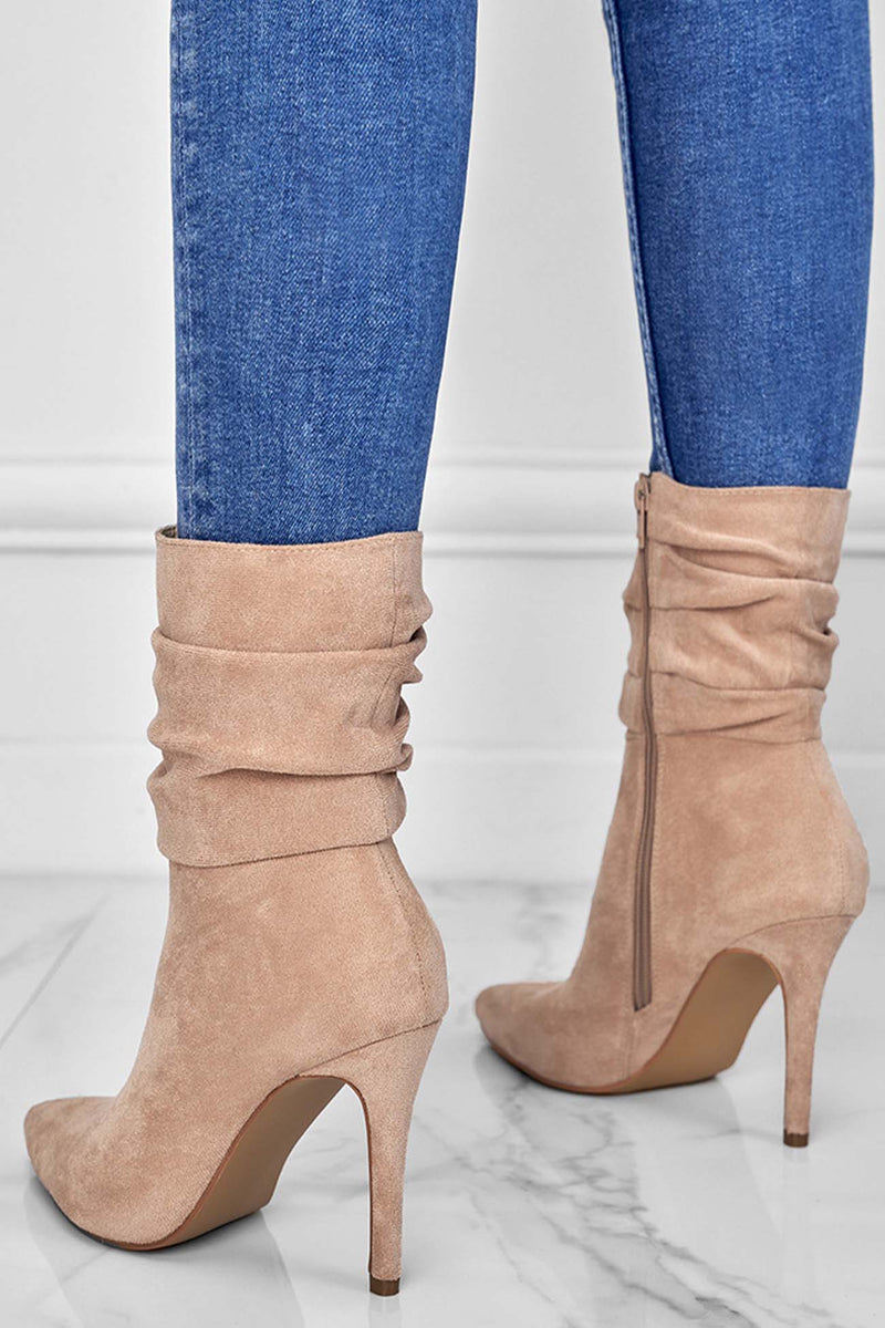 Graceful Orthopedic Boots for Modern Look
