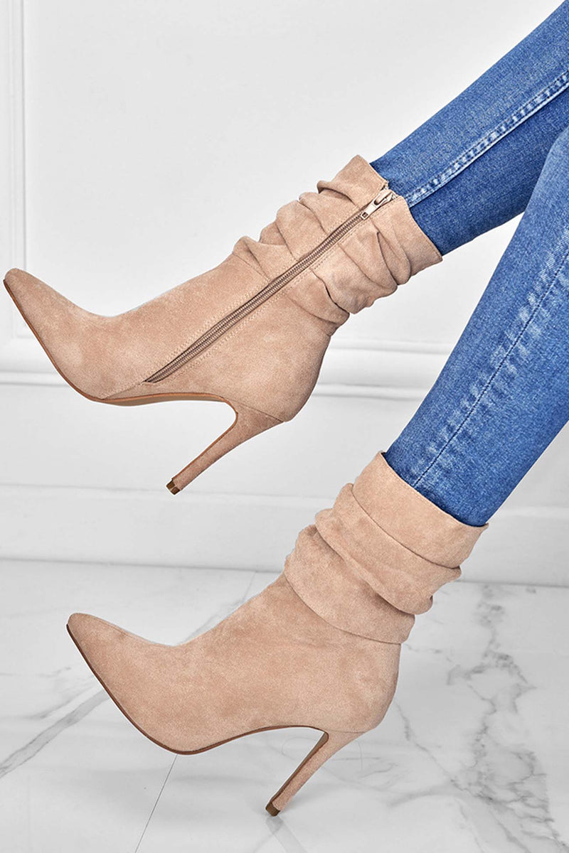 Graceful Orthopedic Boots for Modern Look