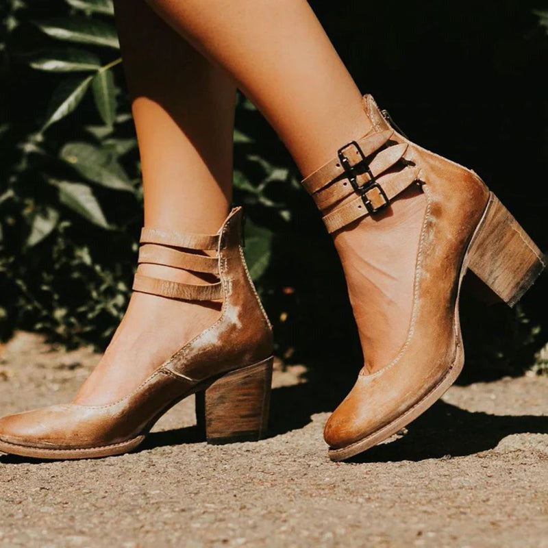 Graceful Orthopedic Shoes for Modern Look