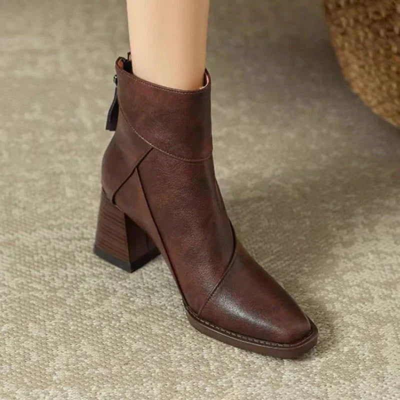 Graceful Orthopedic Boots for Modern Look