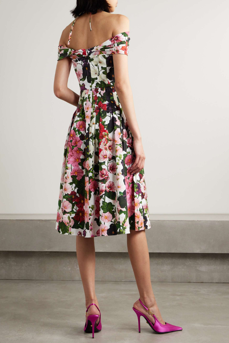 Beautifully Crafted Dress in a Classic Style