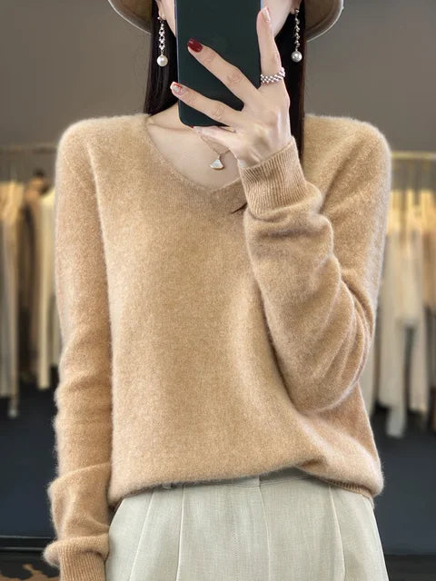 Beautifully Finished Sweater in a Timeless Design