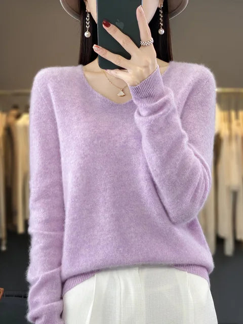 Beautifully Finished Sweater in a Timeless Design