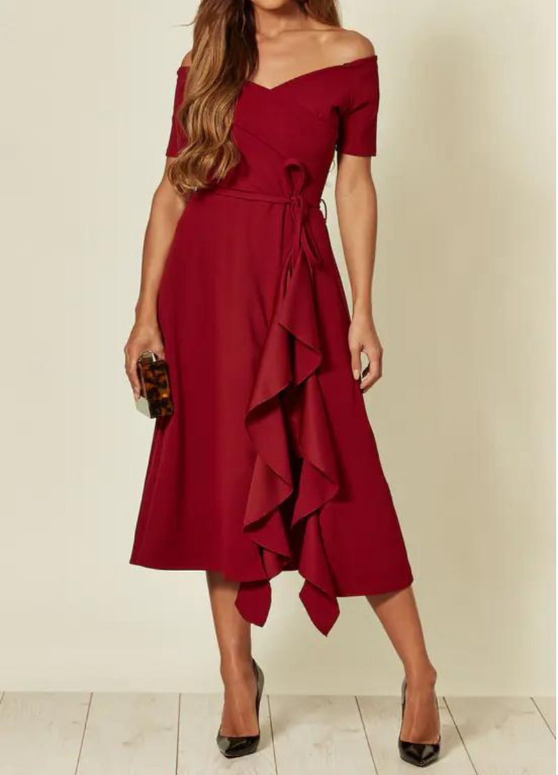 Polished Dress with an Effortless Classic Look