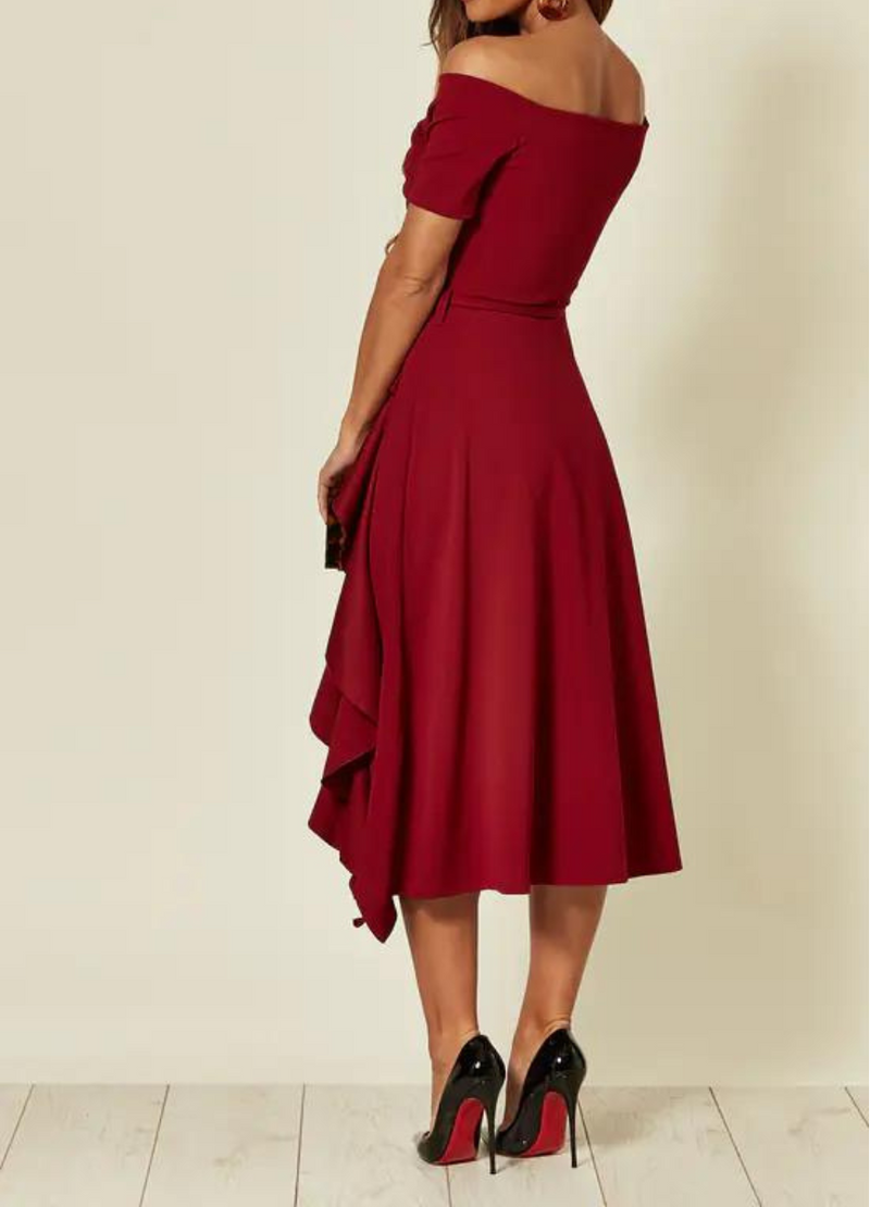 Polished Dress with an Effortless Classic Look