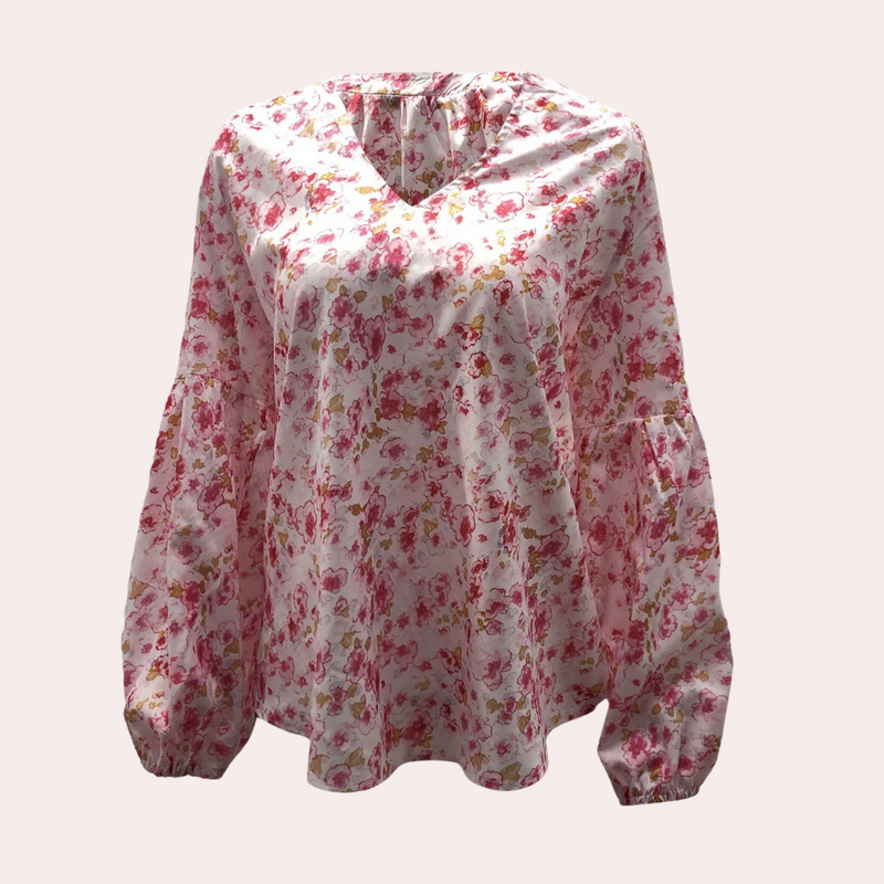 Well Tailored Blouse with a Graceful Silhouette