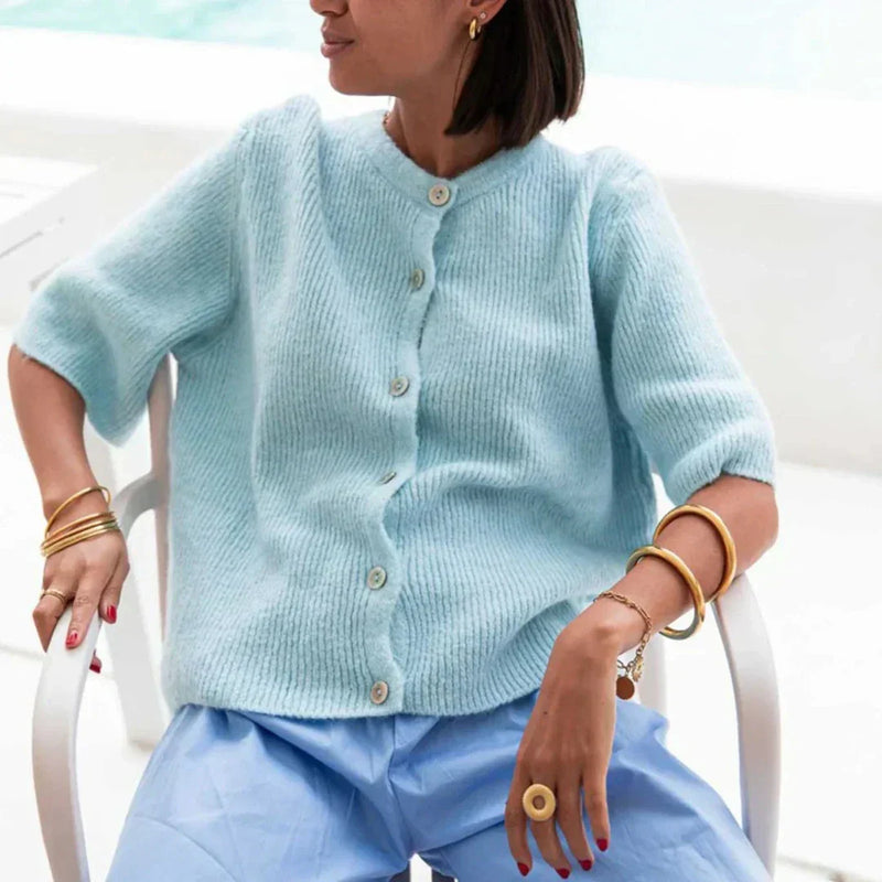Classic Vintage & Enduringly Stylish Cardigan