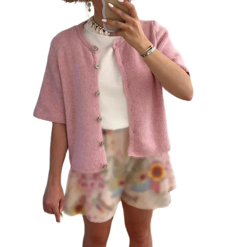 Classic Vintage & Enduringly Stylish Cardigan
