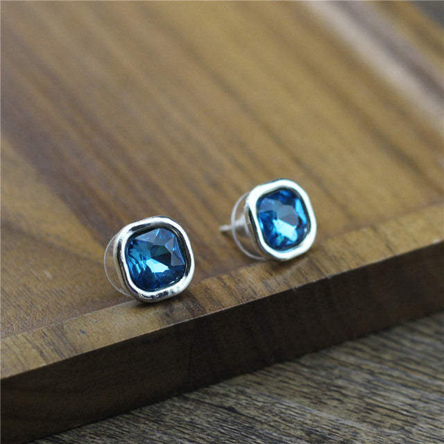 Hurmaava Hopea Korvarengas jokaiseen tilaisuuteen