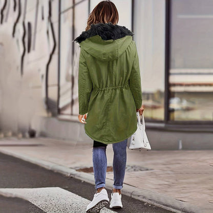 Beautifully Finished Coat in a Timeless Design
