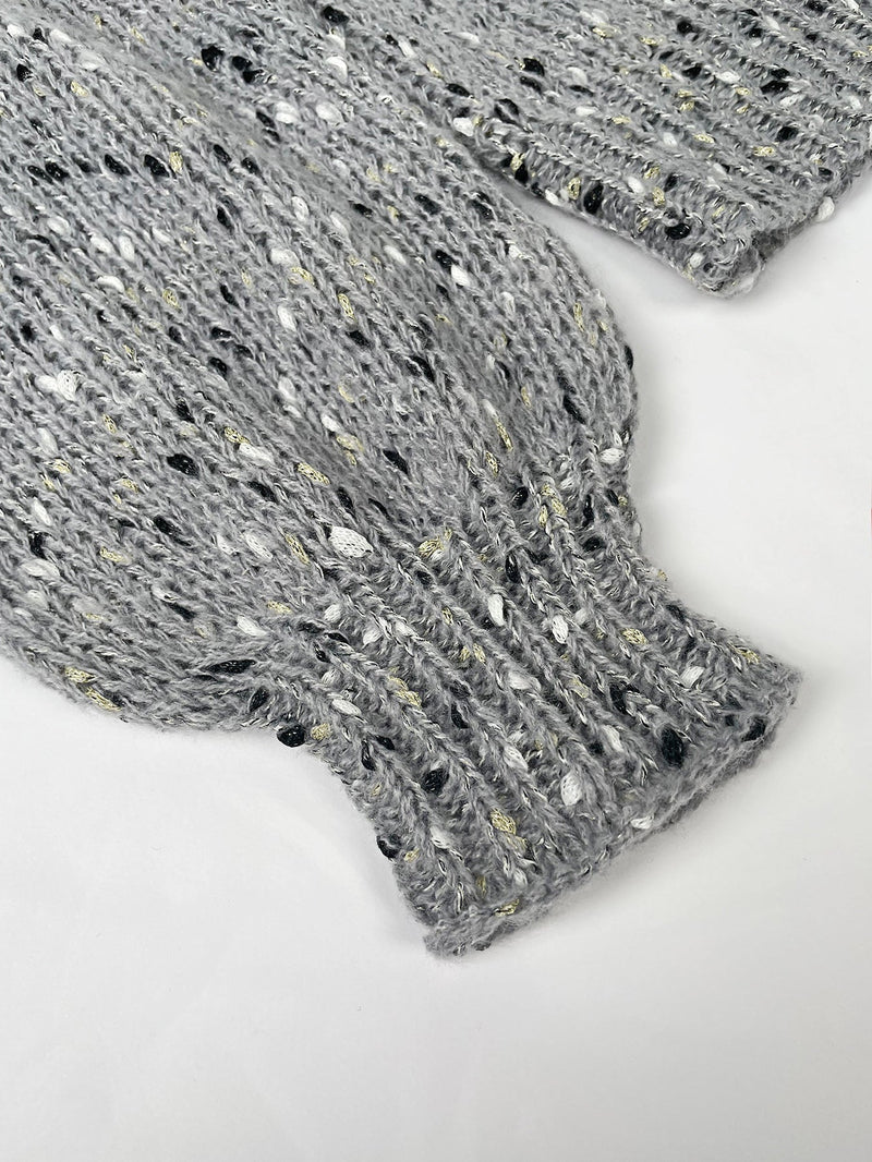Well Tailored Sweater with a Graceful Silhouette
