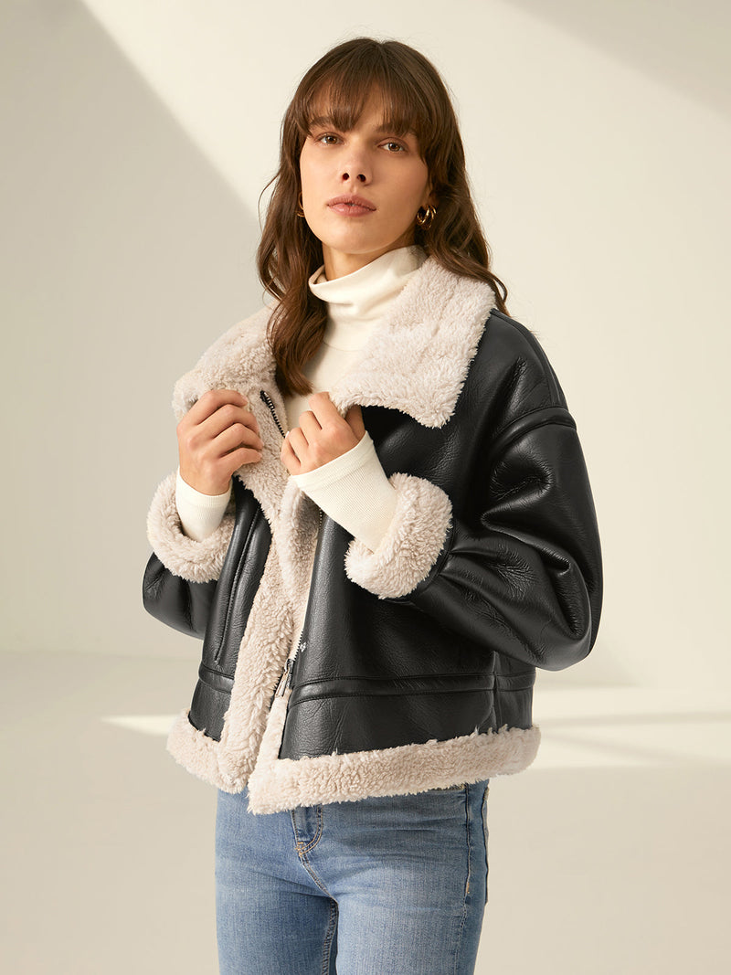 Well Tailored Jacket with a Graceful Silhouette