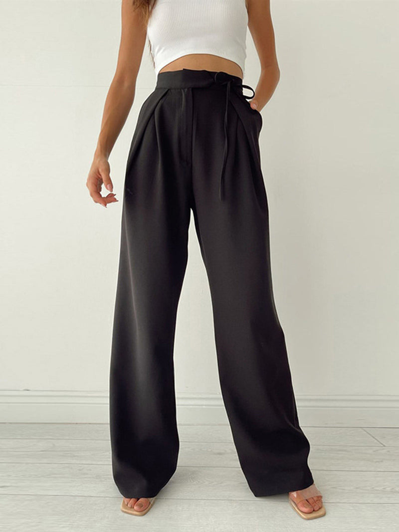 Effortlessly Elegant Trousers with a Timeless Design