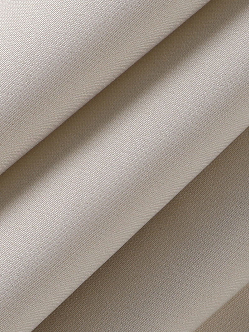 Effortlessly Elegant Trousers with a Timeless Design