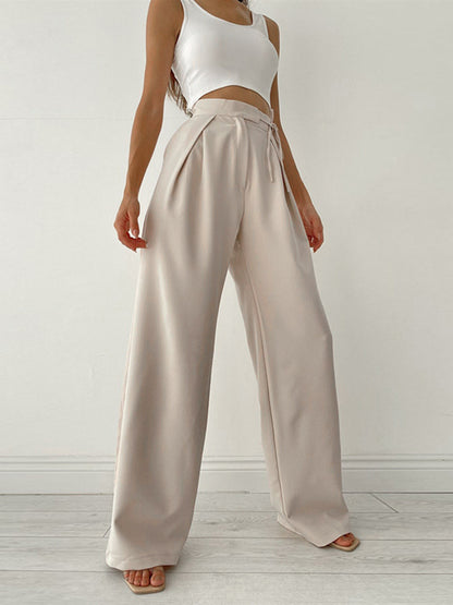 Effortlessly Elegant Trousers with a Timeless Design