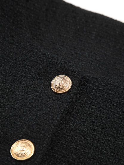 Beautifully Finished Garment in a Timeless Design