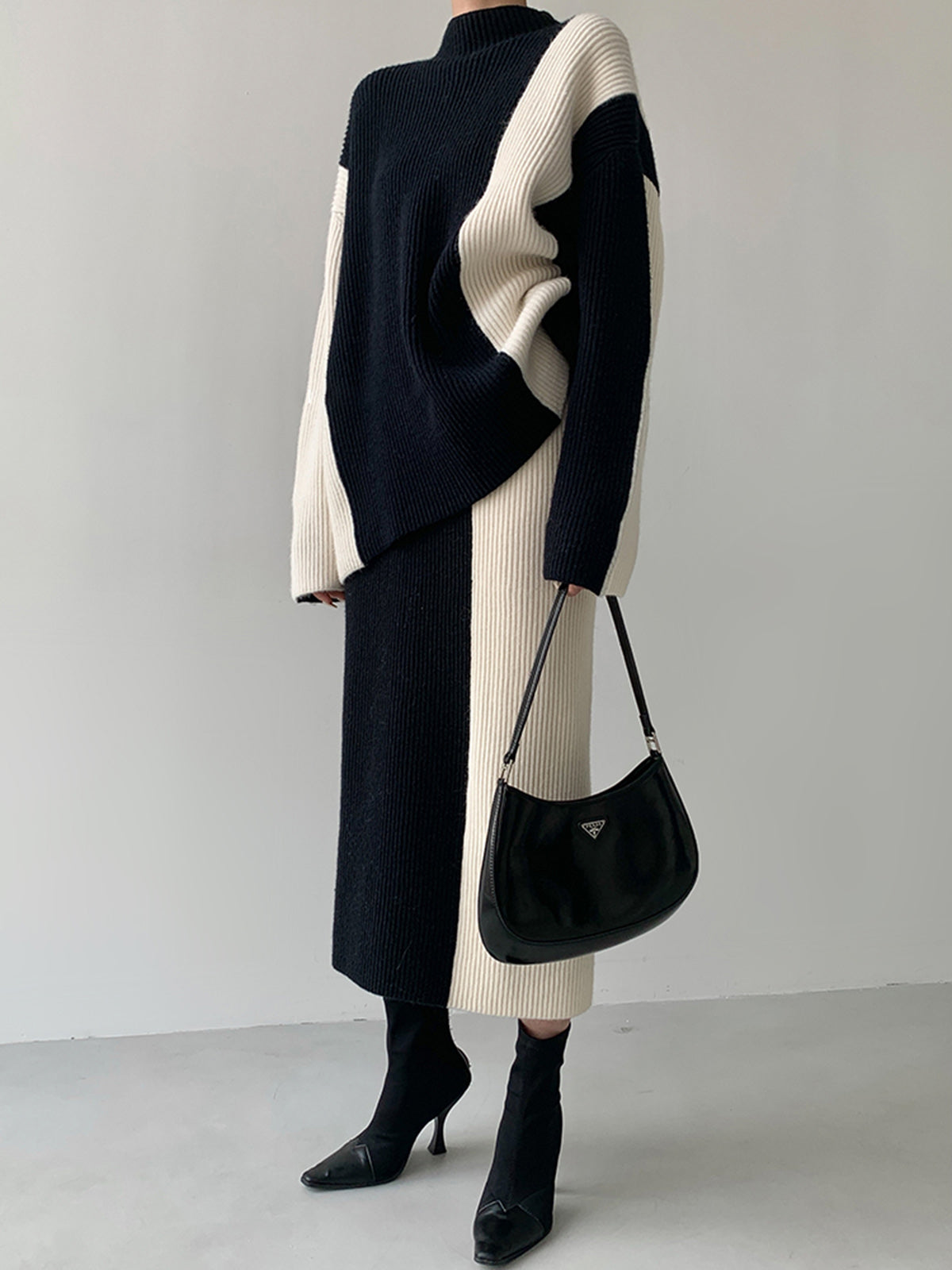 Sophisticated Blouse with a Clean Classic Look