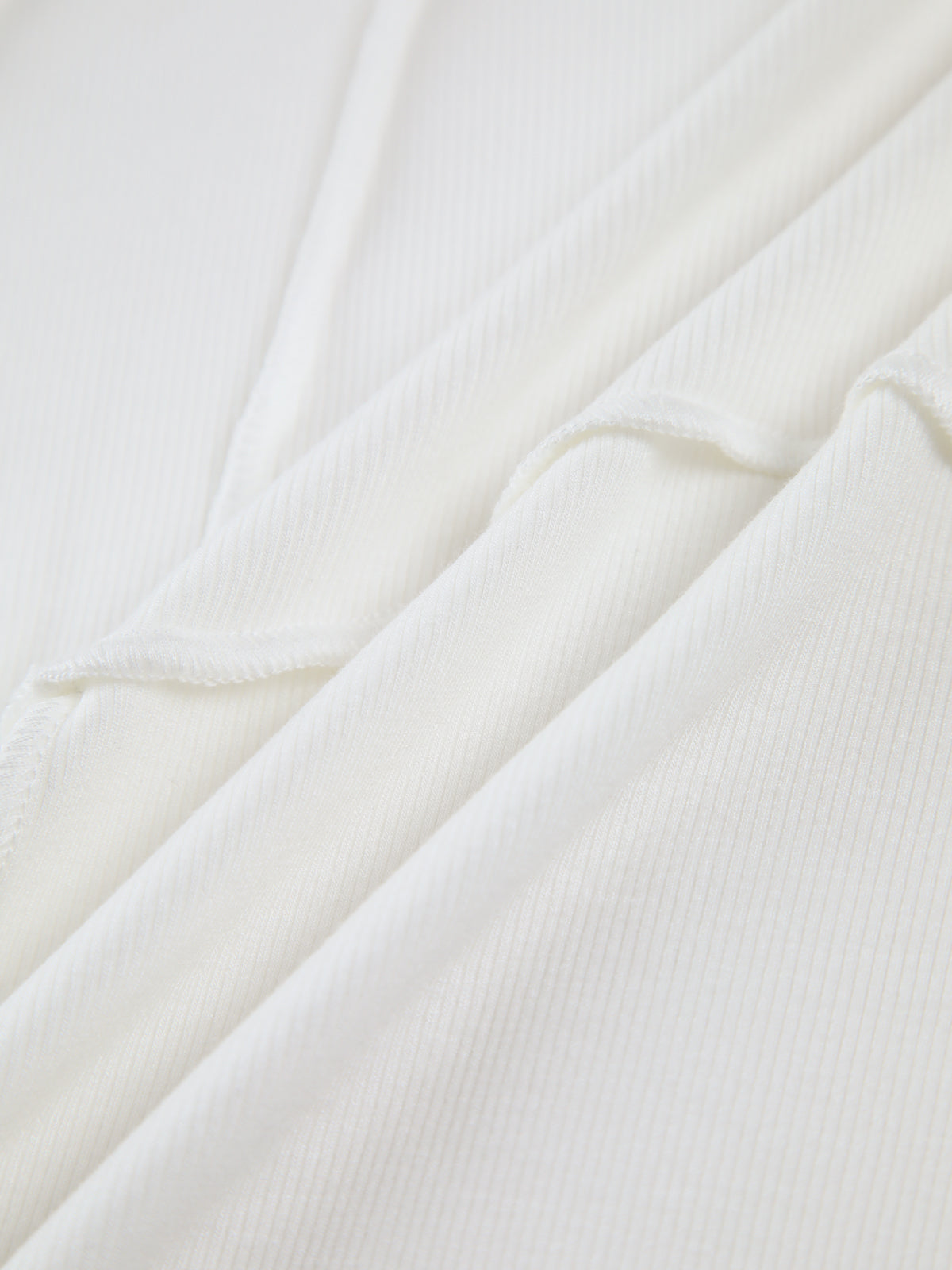 Effortlessly Elegant Top with a Timeless Design