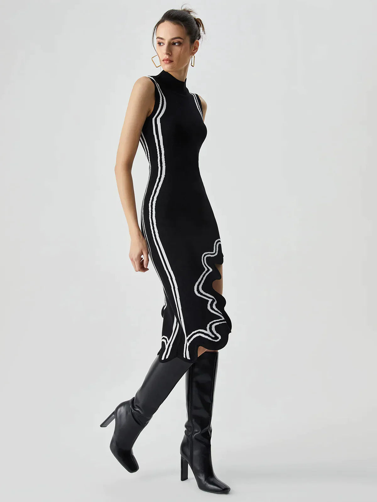 Gracefully Styled Dress for Any Occasion