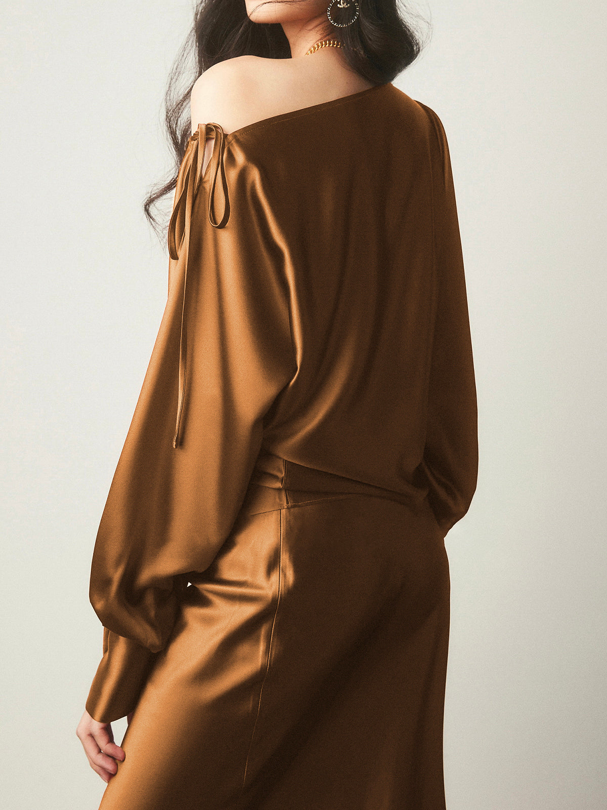 Gracefully Styled Blouse for Any Occasion