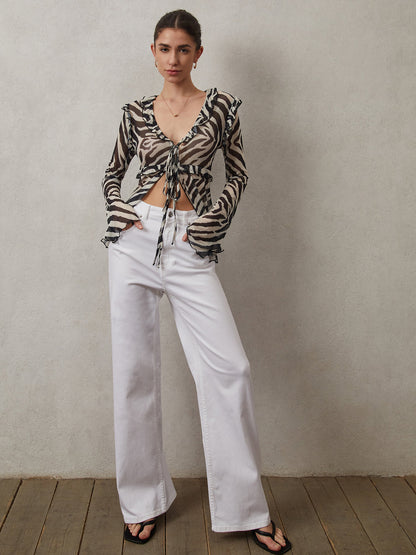 Beautifully Finished Top in a Timeless Design